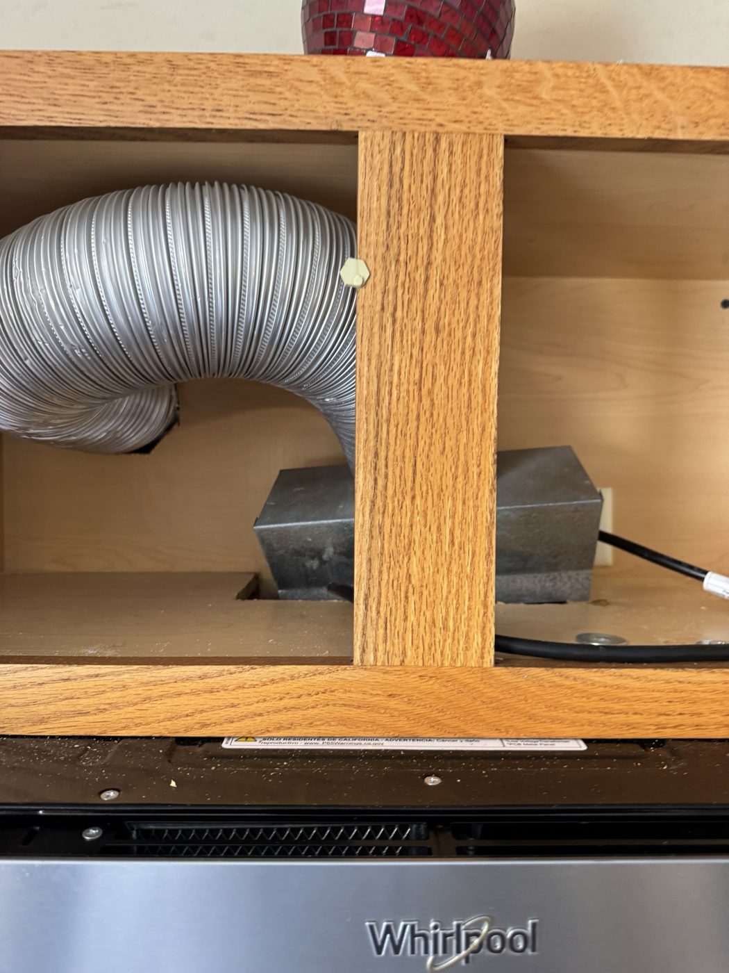Duct and power run