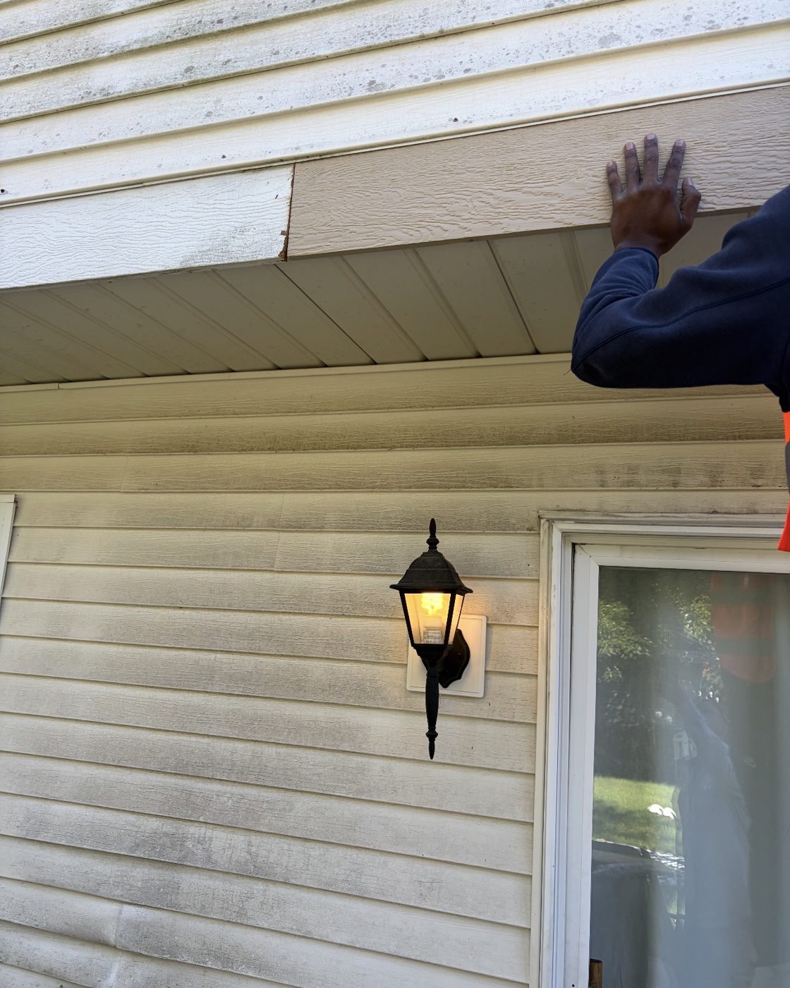Fitting a new trim board